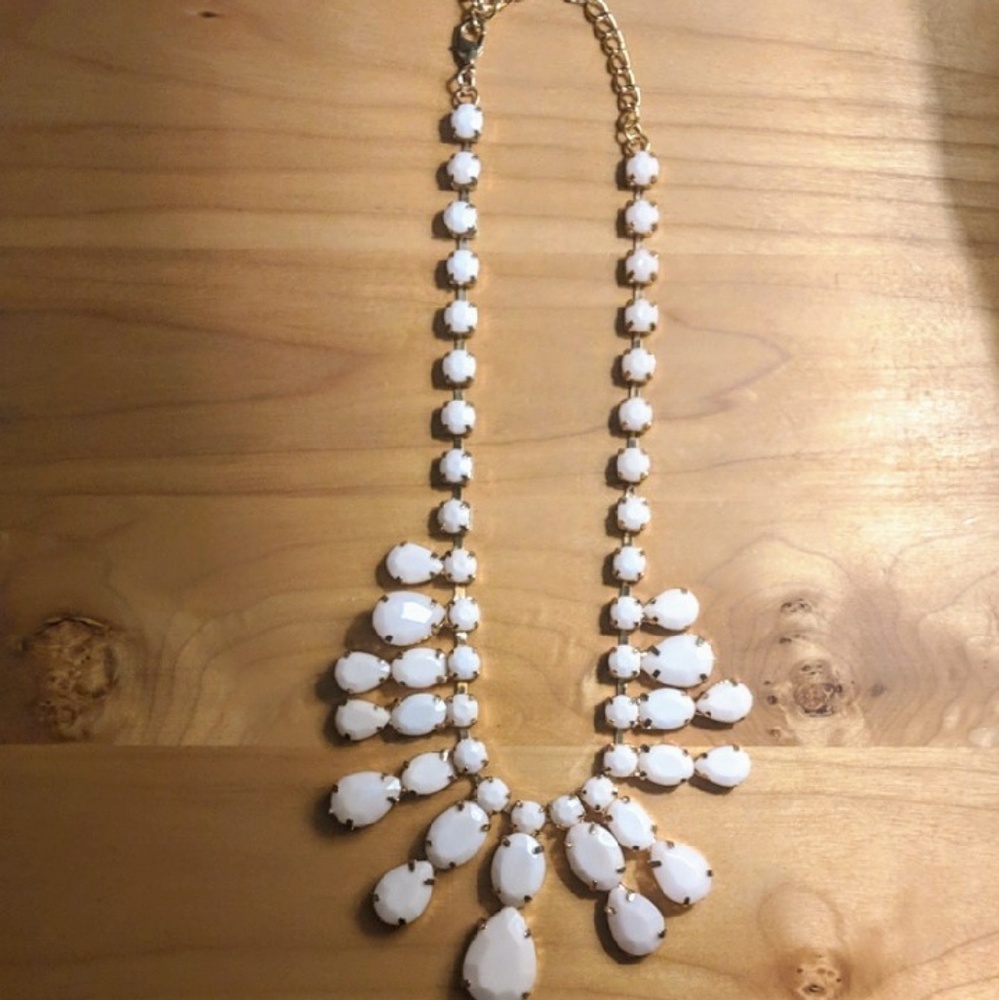Statement necklace - Picture 3 of 6